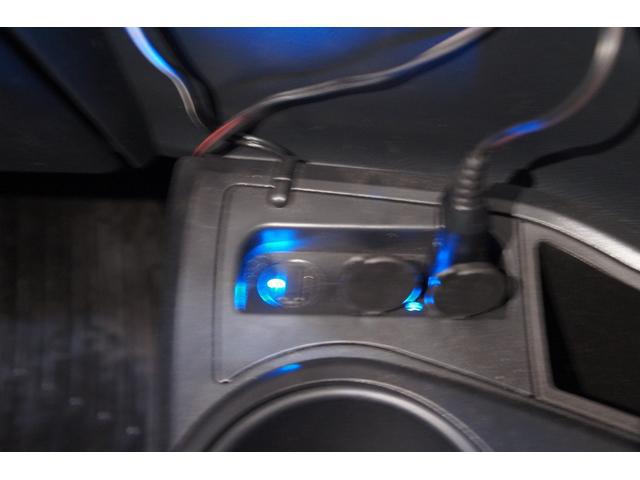 0203990A30251030W00109.jpg