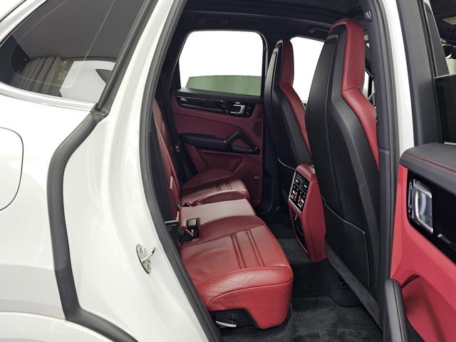 948e6e41bca8d1d43fbced890088f91c.jpeg