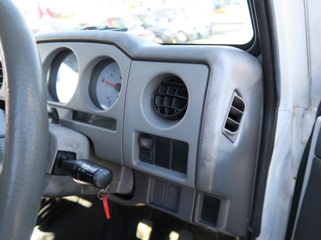 0803674A30250128W00416.jpg