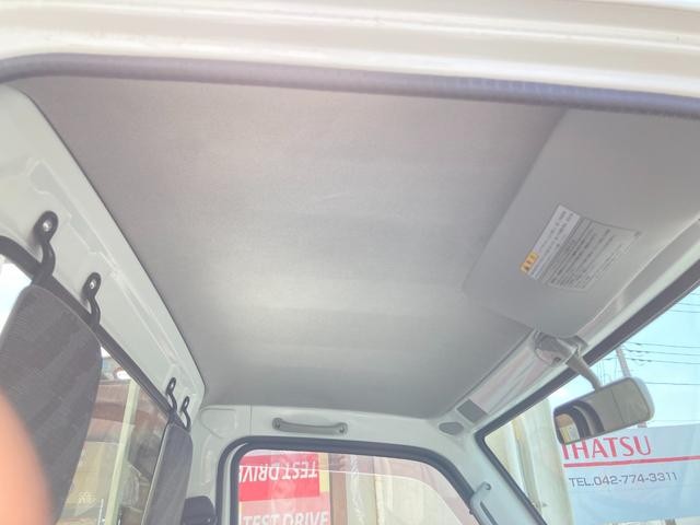 0530243A30250824W00207.jpg