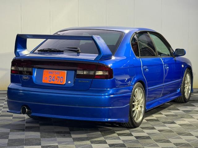0540491A30251204W00115.jpg
