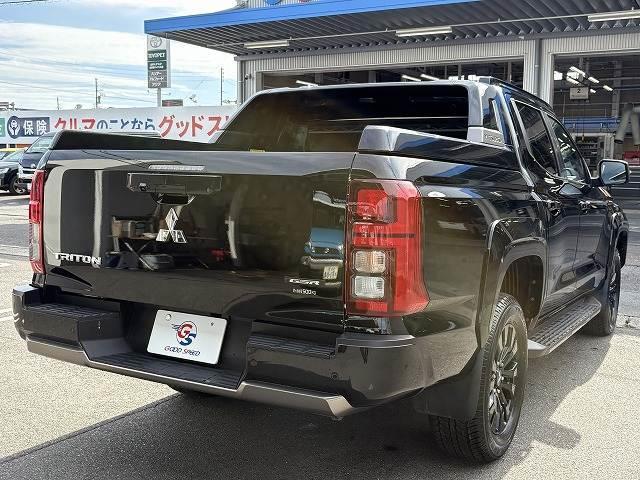 20828363_carP_l_11.jpg