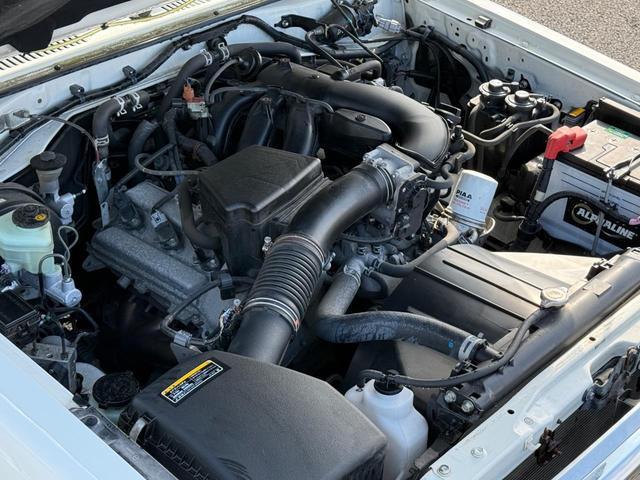 0208956A30260213W00108.jpg