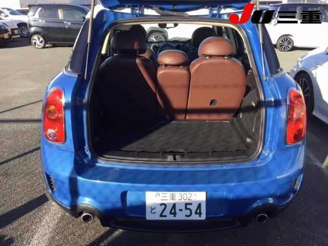079ac98fdb68ebbe1af6d35bad8e67a9.jpg