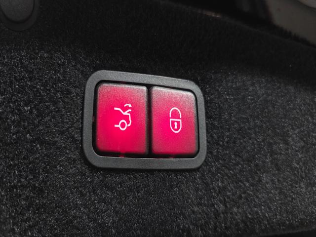 7fe12c8bef579bde8a559bdfe9aaca53.jpeg