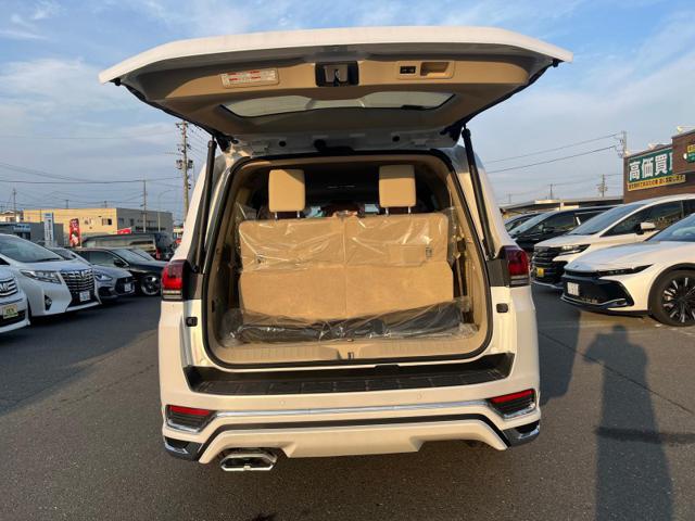 2025/7 TOYOTA LAND CRUISER ZX 4WD 110 | SBT Japan | Stock Id:DJJ5624