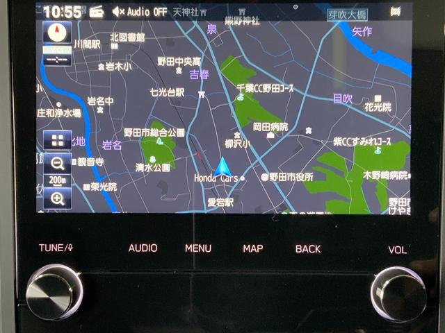 0504839A30260213W00114.jpg