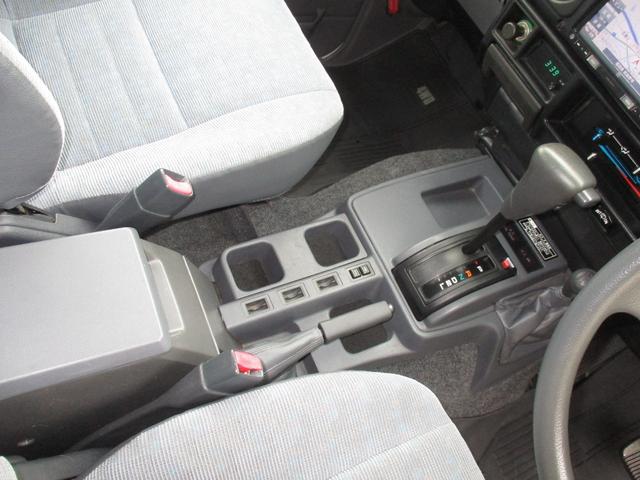 0800019A30250511W00113.jpg