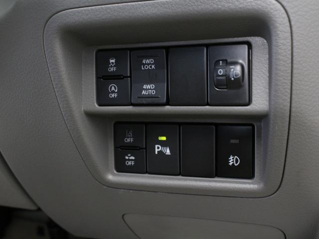 0207743A30251102W00112.jpg