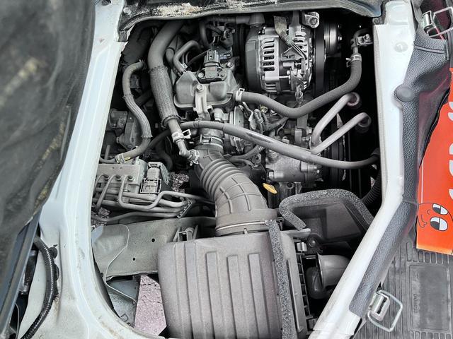 0710159A30251127W00111.jpg