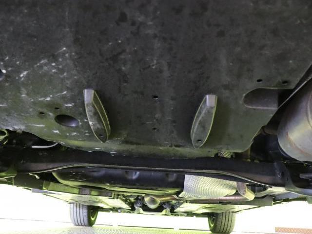 21248406_carP_l_11.jpg