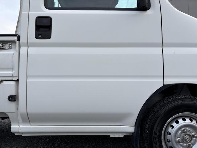 0903829A30250824W00313.jpg