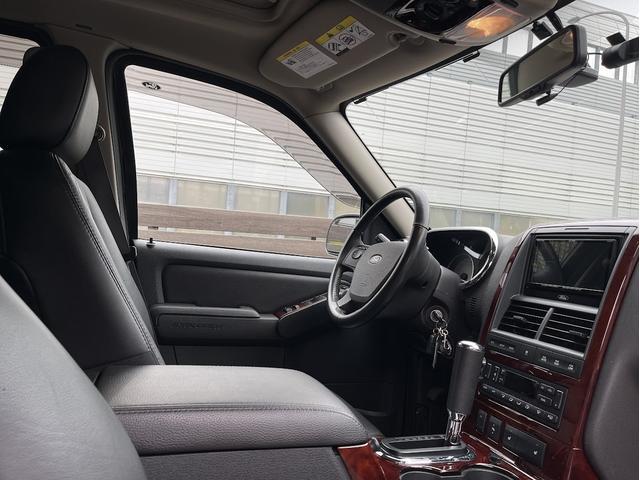0541558A30260406W00216.jpg