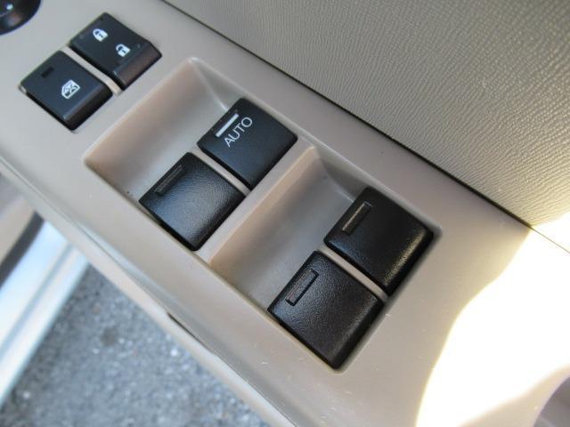 0501559A30241029W00113.jpg