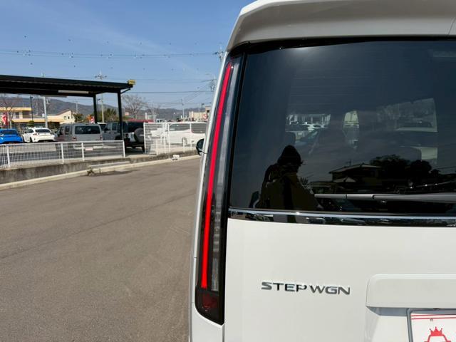 0740041A30260327W00218.jpg