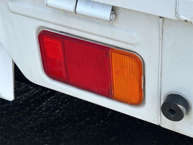 0403501A30250408W00115.jpg