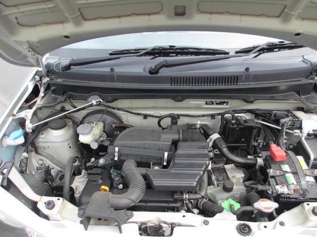 0803456A30260327W00116.jpg