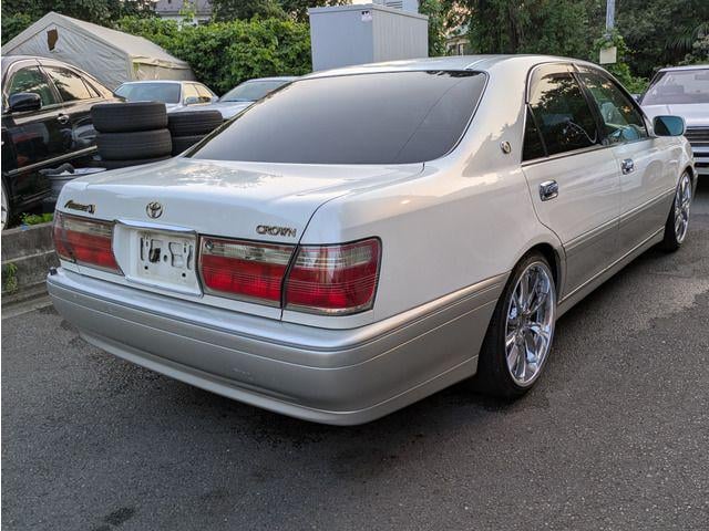 232adbba2baf60f83db94bb3fbe8eed9.jpg