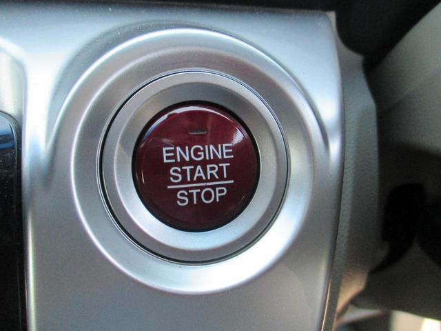 0400016A30250727W00111.jpg