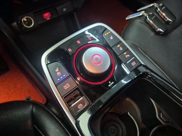 5121500563R8.jpg
