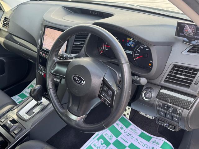 2500827A30251205W00117.jpg
