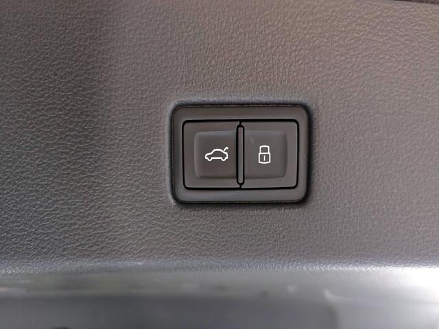 d2005076acca5daa7ab52dbac7e3846a.jpeg