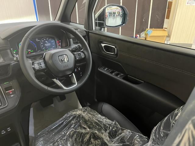 0402845A30251202W00211.jpg