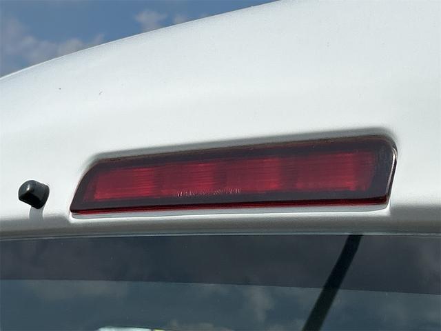 0404411A30250825W00612.jpg