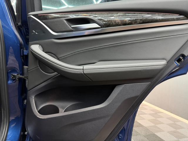 23168419_carP_l_15.jpg