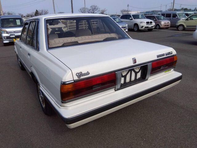 22200019_carP_l_3.jpg