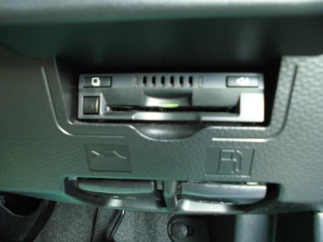 1100863A30251005W00317.jpg