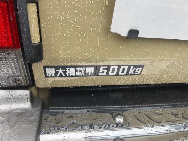 0800018A30240301W00115.jpg