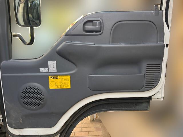 87003_24.jpg