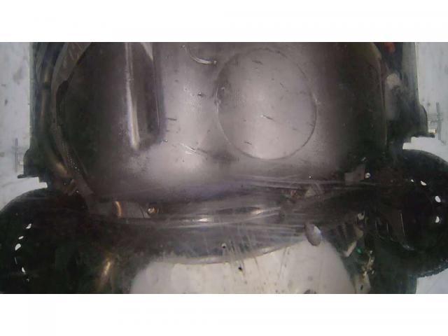 23301058_carP_l_7.jpg