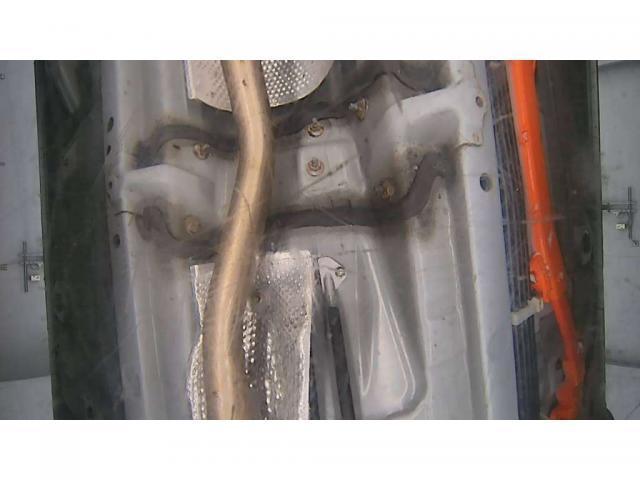 23301058_carP_l_8.jpg