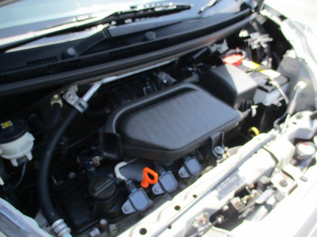 0400577A30250607W00117.jpg