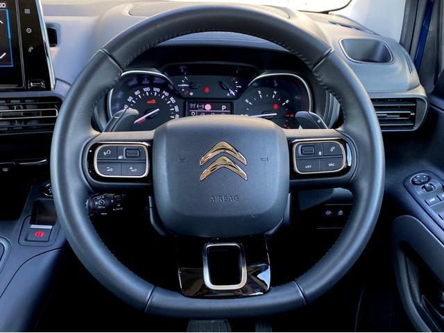 9572102A30260211W00110.jpg