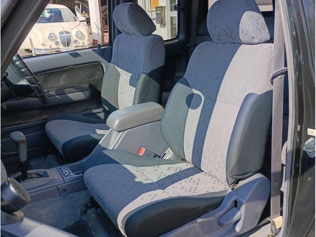 eb9591eed25b1f0a35ca44205fcdae84.jpg