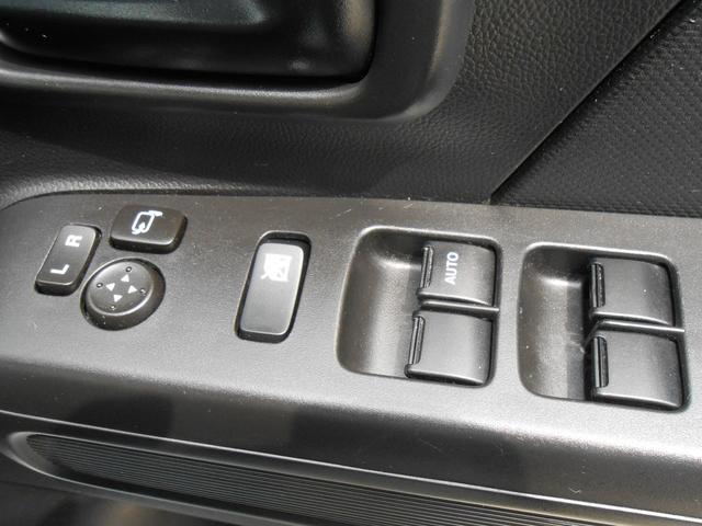1161143A30250512W00216.jpg