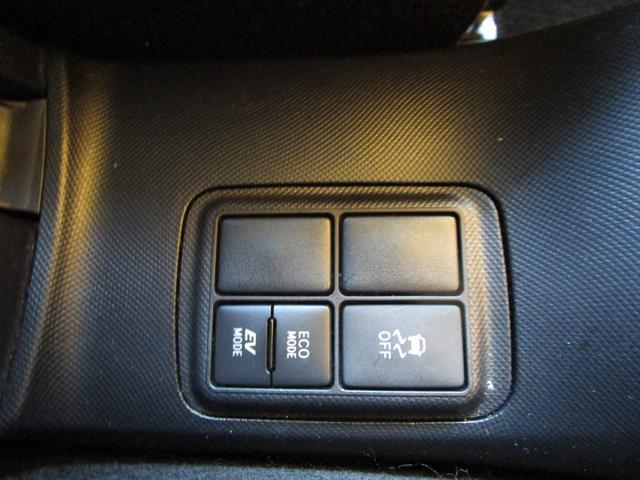 1101090A30250924W00206.jpg