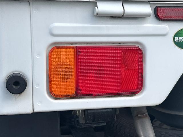 0403436A30251027W01214.jpg