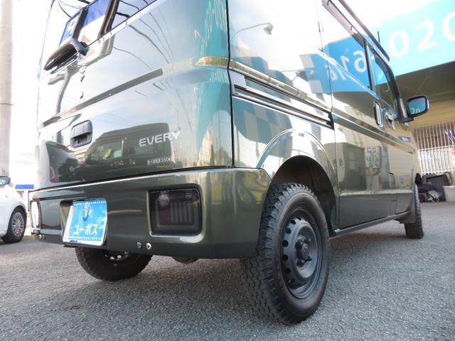 0740034A30260318W00112.jpg
