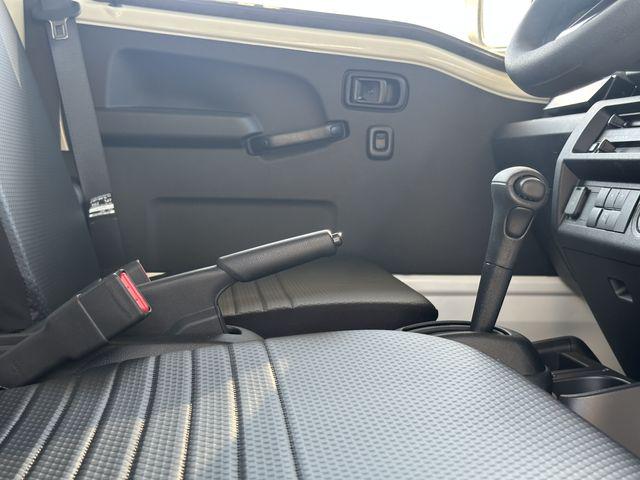db98e52b30c84c985f3555b16a532f6d.jpg