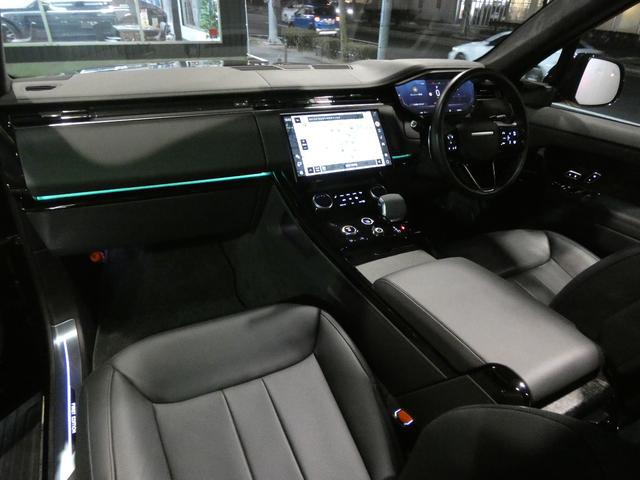 9700321A30260115W00111.jpg