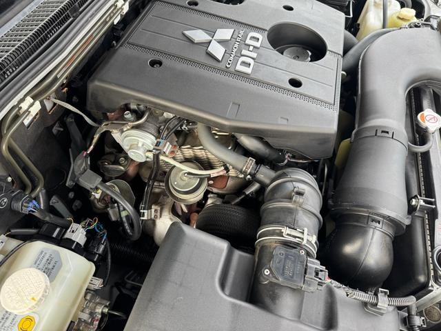 0404361A30260214W00212.jpg