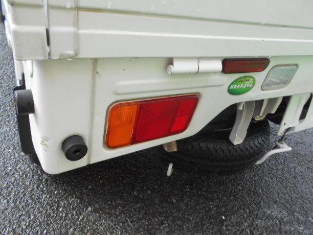 0700145A30240205W00214.jpg