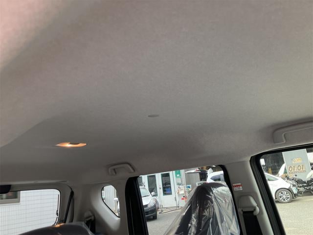 0560890A30250929W00116.jpg