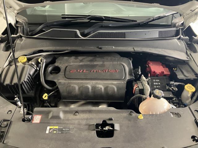 22601236_carP_l_19.jpg