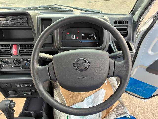 1200379A30260331W00117.jpg