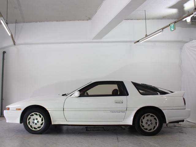 9572641A30251006W00109.jpg
